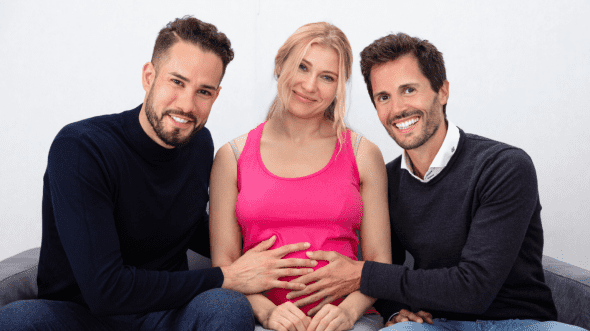 Surrogate-vs.-gestational-carrier--1536x864