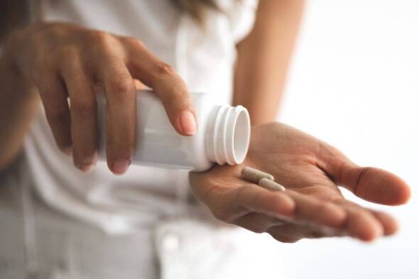 Vitamins-to-take-if-youre-trying-to-get-pregnant