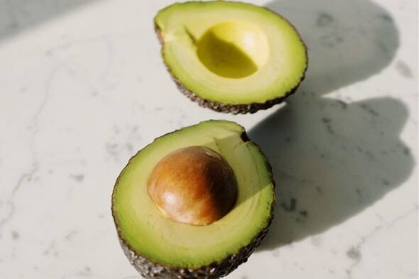Avocado-benefits-for-female-fertility